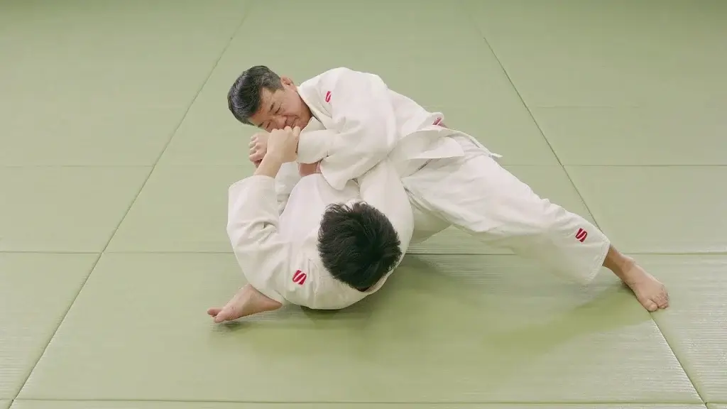 Judoka in Uki-gatame Position.